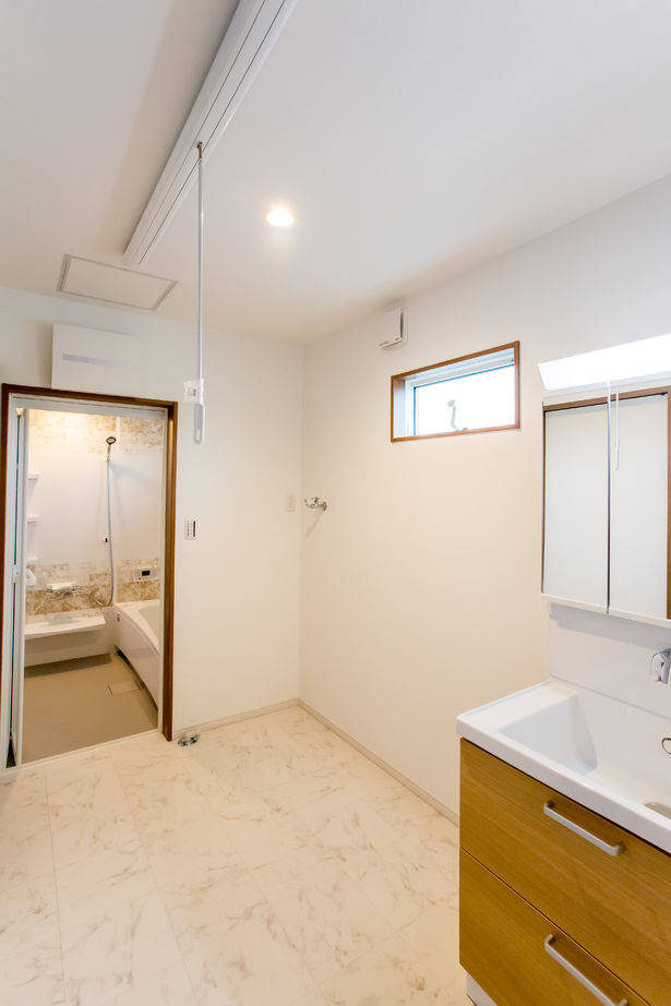 メイクハウス（大川市・柳川市） 【佐賀市4人家族/1500-1999万円/4LDK】大通り沿いの騒音を構造と断熱材・窓で解決した家の建築実例画像8