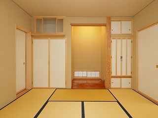 フォルトーナ 細長い立地に広い住空間を創出した、高気密高断熱の温度差が少ない快適な住まいの建築実例画像7