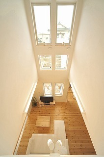 フォルトーナ 自然素材にこだわった南仏風の可愛らしい住まいで、優しさに包まれて暮らす毎日の建築実例画像3