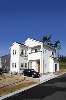 フォルトーナ 隅々までこだわって叶えた、お気に入りのインテリアがよく映える収納たっぷりの住まいの建築実例画像