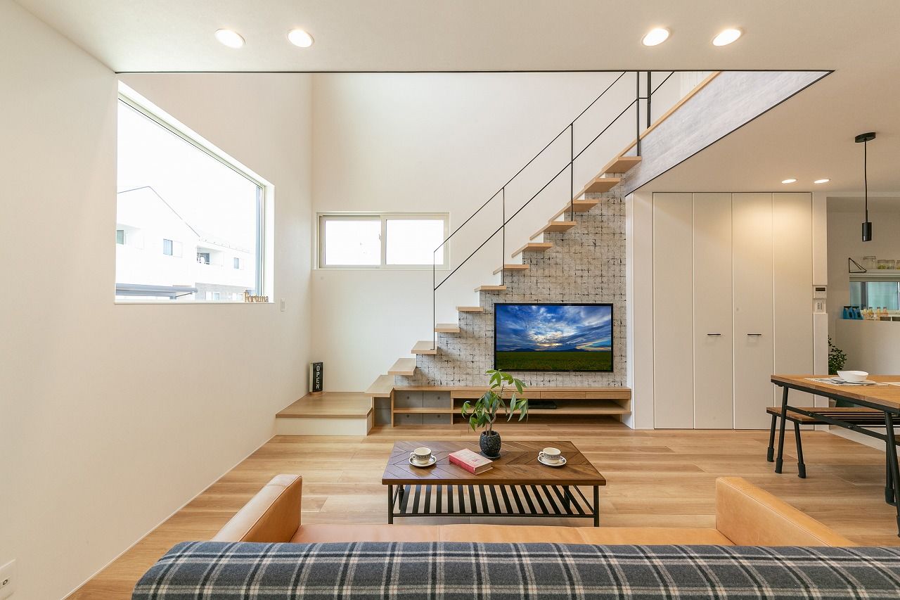 フォルトーナ 敷地を最大限に活用し、広さと暮らしやすさを叶えた住まい。吹き抜けが創り出す開放的な空間で癒される毎日の建築実例画像3