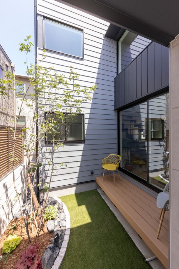 フォルトーナ スタイリッシュで開放的な家の建築実例画像3