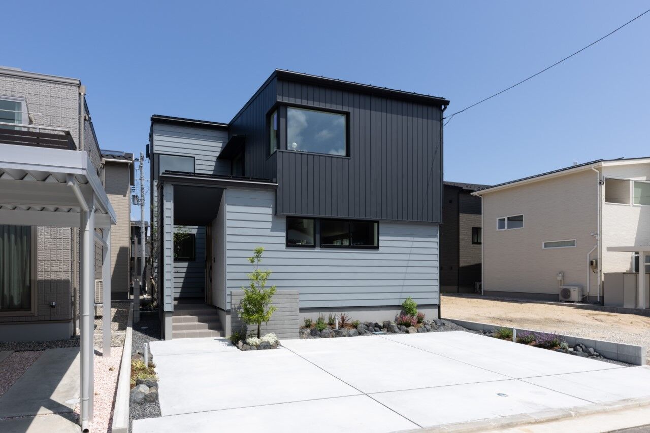 フォルトーナ スタイリッシュで開放的な家の建築実例画像10