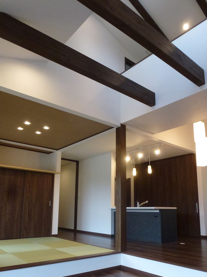 ジェイ・ケイ・ハウス（いわき・北茨城） 【いわき／小上がり畳コーナー／ロフト】大空間LDKでゆったりくつろげる平屋の家の建築実例画像3