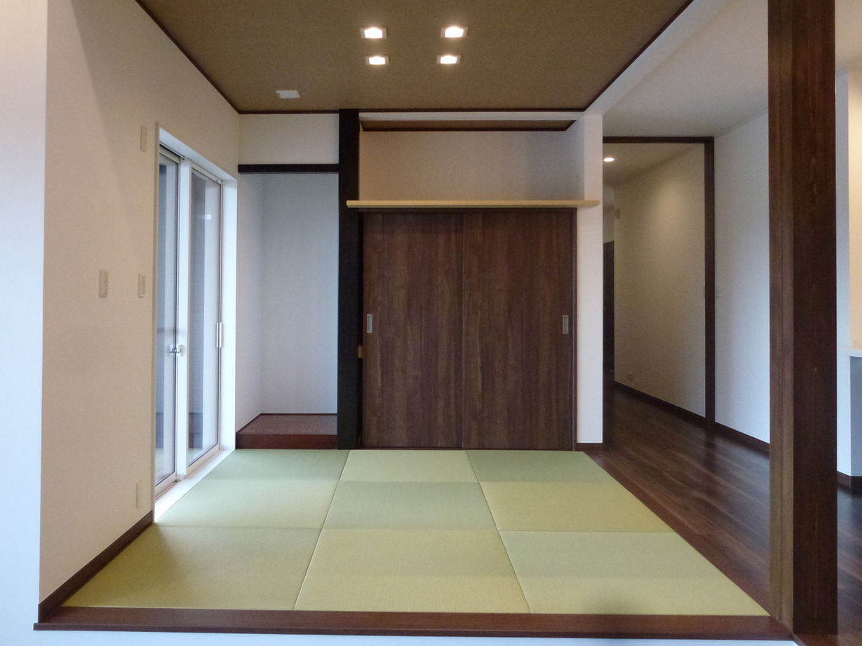 ジェイ・ケイ・ハウス（いわき・北茨城） 【いわき／小上がり畳コーナー／ロフト】大空間LDKでゆったりくつろげる平屋の家の建築実例画像5