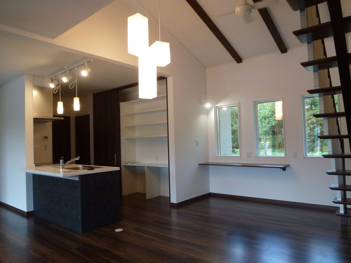 ジェイ・ケイ・ハウス（いわき・北茨城） 【いわき／小上がり畳コーナー／ロフト】大空間LDKでゆったりくつろげる平屋の家の建築実例画像6