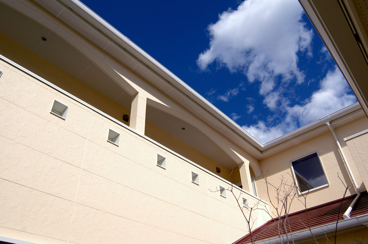 ジェイ・ケイ・ハウス（いわき・北茨城） 【いわき／カーポート／オール電化】中庭を通じて住まいの隅々まで光を採り込む南欧風デザインの家の建築実例画像9