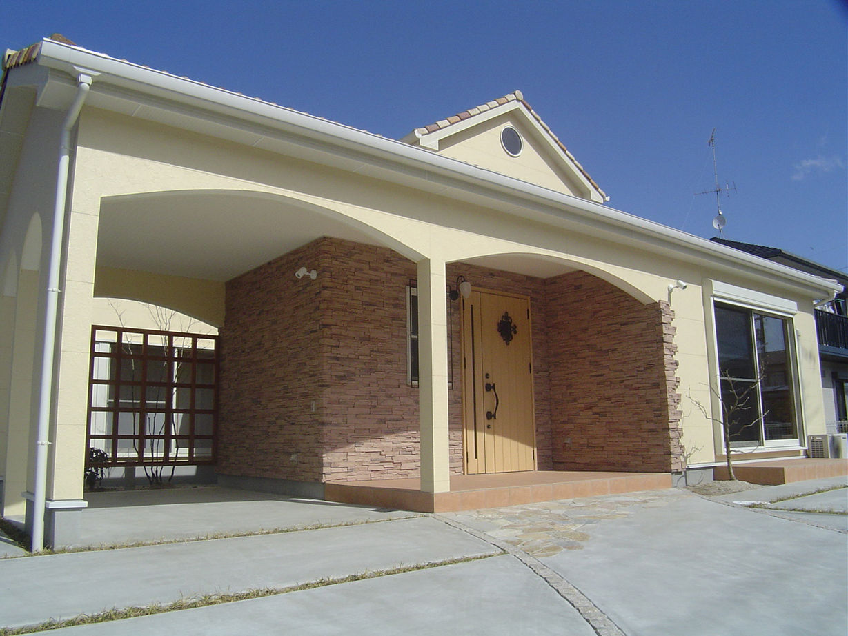 ジェイ・ケイ・ハウス（いわき・北茨城） 【いわき／カーポート／オール電化】中庭を通じて住まいの隅々まで光を採り込む南欧風デザインの家の建築実例画像10