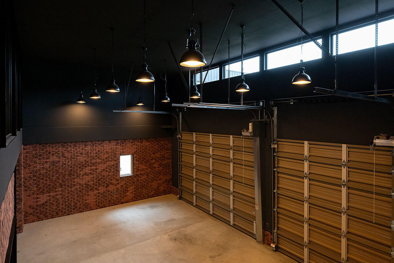 住まいるLABO 【5000万円｜ガレージハウス】「ガレージに住みたい！」オーナーの夢を忠実に再現した、愛車と共生できる家の建築実例画像6