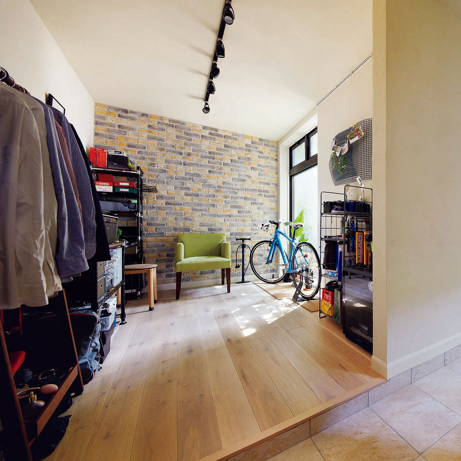 三井ホーム 【50坪台/間取り図有/ビルトインガレージ】窓からの光と緑が室内に溢れ、全館空調で家中がいつも快適の建築実例画像7