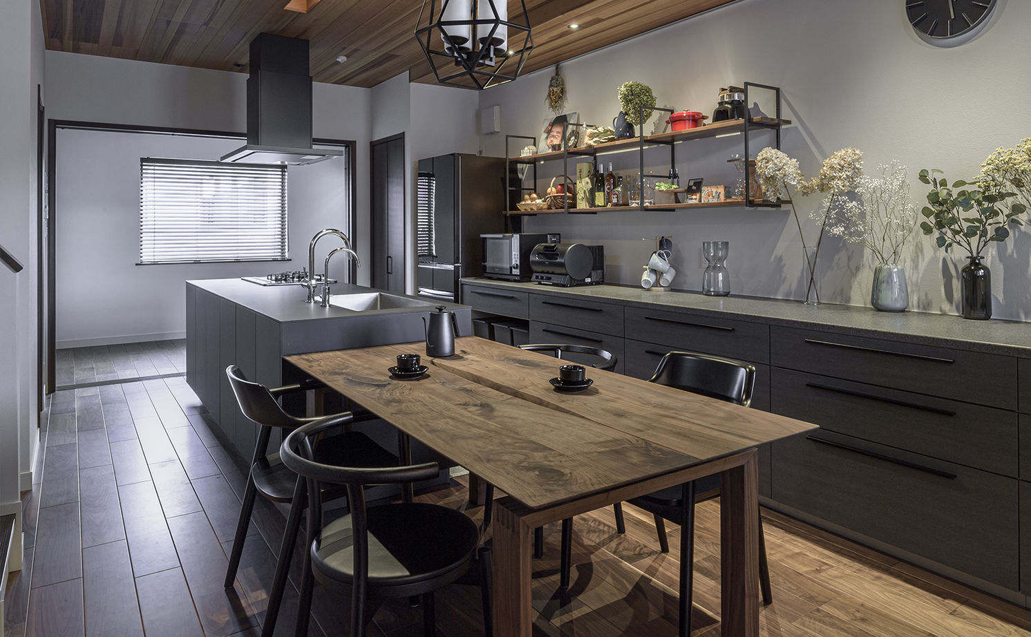 三井ホーム 【30坪台/間取り図有/２階リビング】シンプルで上質だから居心地がいい、オープン設計で快適に暮らすの建築実例画像