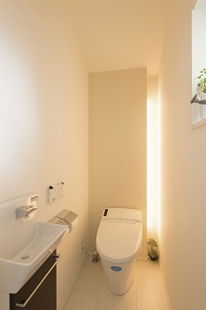 デザオ建設 【京都｜2000万円台｜狭小地｜車2台｜間取り】視線を遮る工夫が随所に。の建築実例画像8