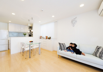 バウハウス（一級建築士事務所） 【1600万円】1000万円台の狭小地対応型住宅　15坪の「ピッコロハウス」で夢を実現の建築実例画像2