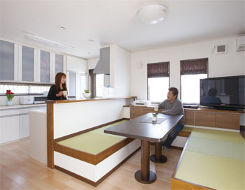 和奏建設〔わかなけんせつ〕 広々リビングにこだわりを。 断熱性能に優れた平屋の建築実例画像2