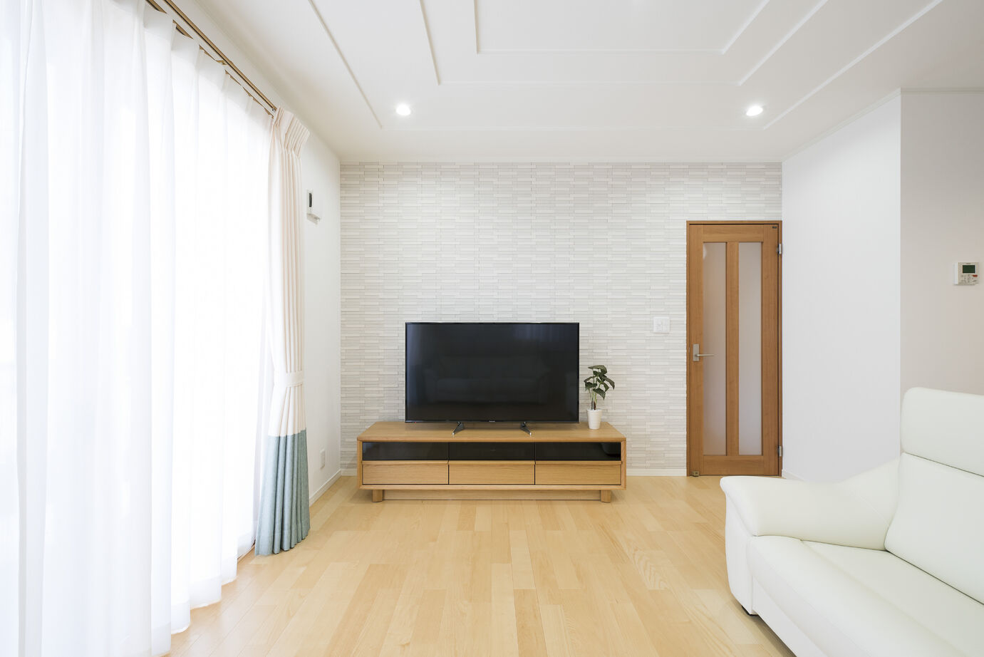 和奏建設〔わかなけんせつ〕 信頼できる担当と一緒に叶えた、一年中快適な外張り断熱の家の建築実例画像1