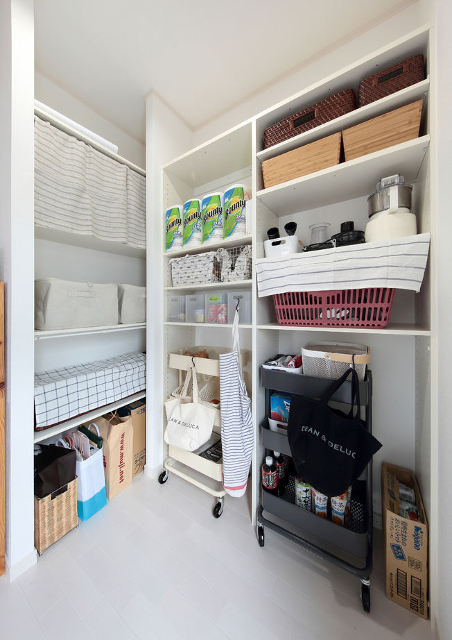 和奏建設〔わかなけんせつ〕 「階段のない暮らしで楽ですね」開放的な勾配天井の住みよい平屋の建築実例画像9