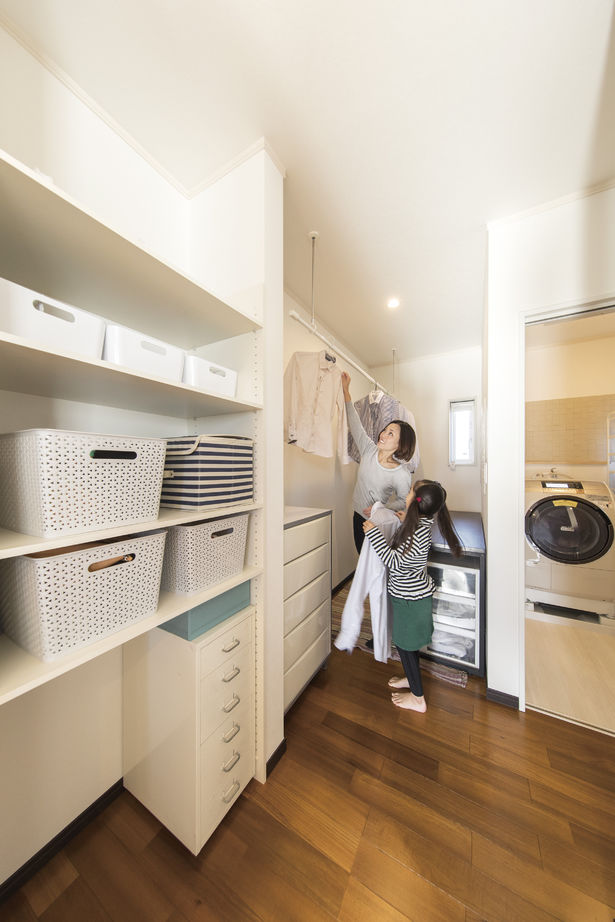 和奏建設〔わかなけんせつ〕 空間の繋がりで、家族の笑顔も、暖かさも叶えた外張り断熱の家の建築実例画像5