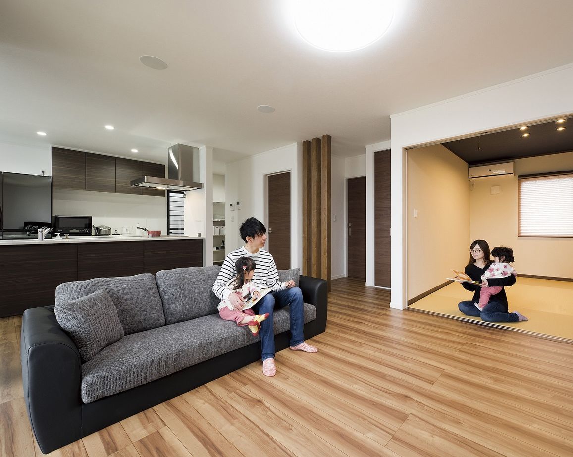 和奏建設〔わかなけんせつ〕 「家全体を包む断熱材の量に驚き！」家事ラク動線が嬉しい平屋の建築実例画像2