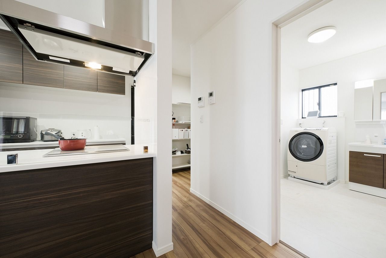 和奏建設〔わかなけんせつ〕 「家全体を包む断熱材の量に驚き！」家事ラク動線が嬉しい平屋の建築実例画像5