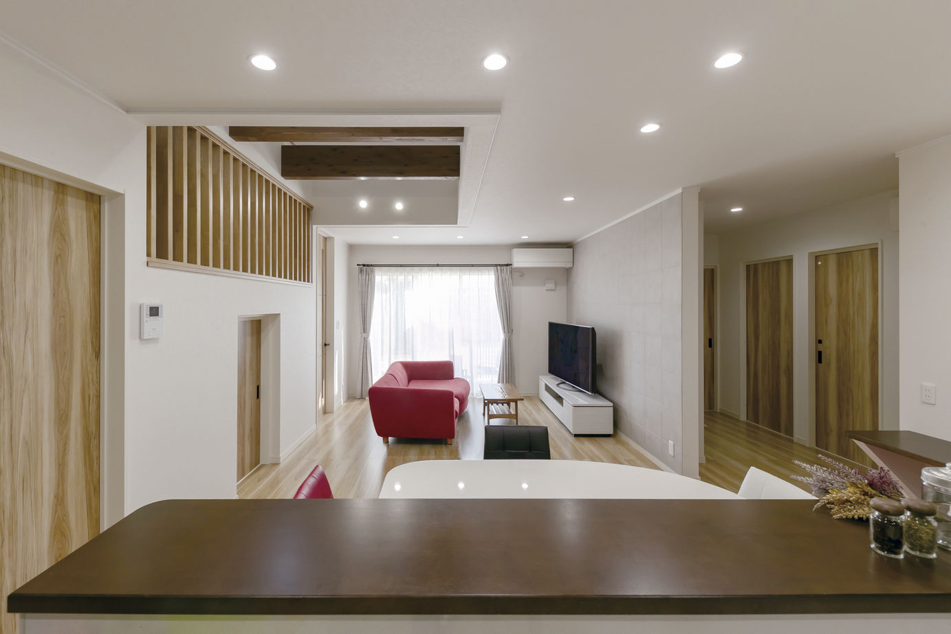 和奏建設〔わかなけんせつ〕 中2階やデッキが暮らしを彩る！外張り断熱で快適＆省エネの家の建築実例画像5