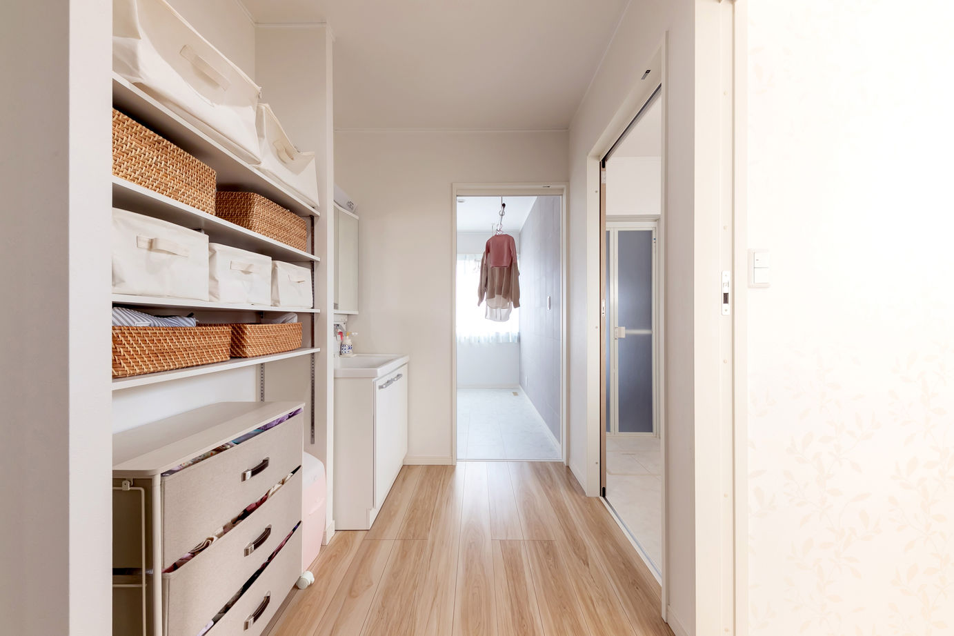 和奏建設〔わかなけんせつ〕 中2階やデッキが暮らしを彩る！外張り断熱で快適＆省エネの家の建築実例画像9