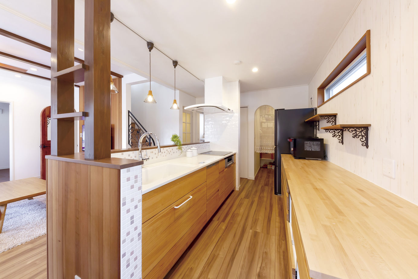 和奏建設〔わかなけんせつ〕 南仏テイストの可愛らしいデザインと快適な外張り断熱の家の建築実例画像10