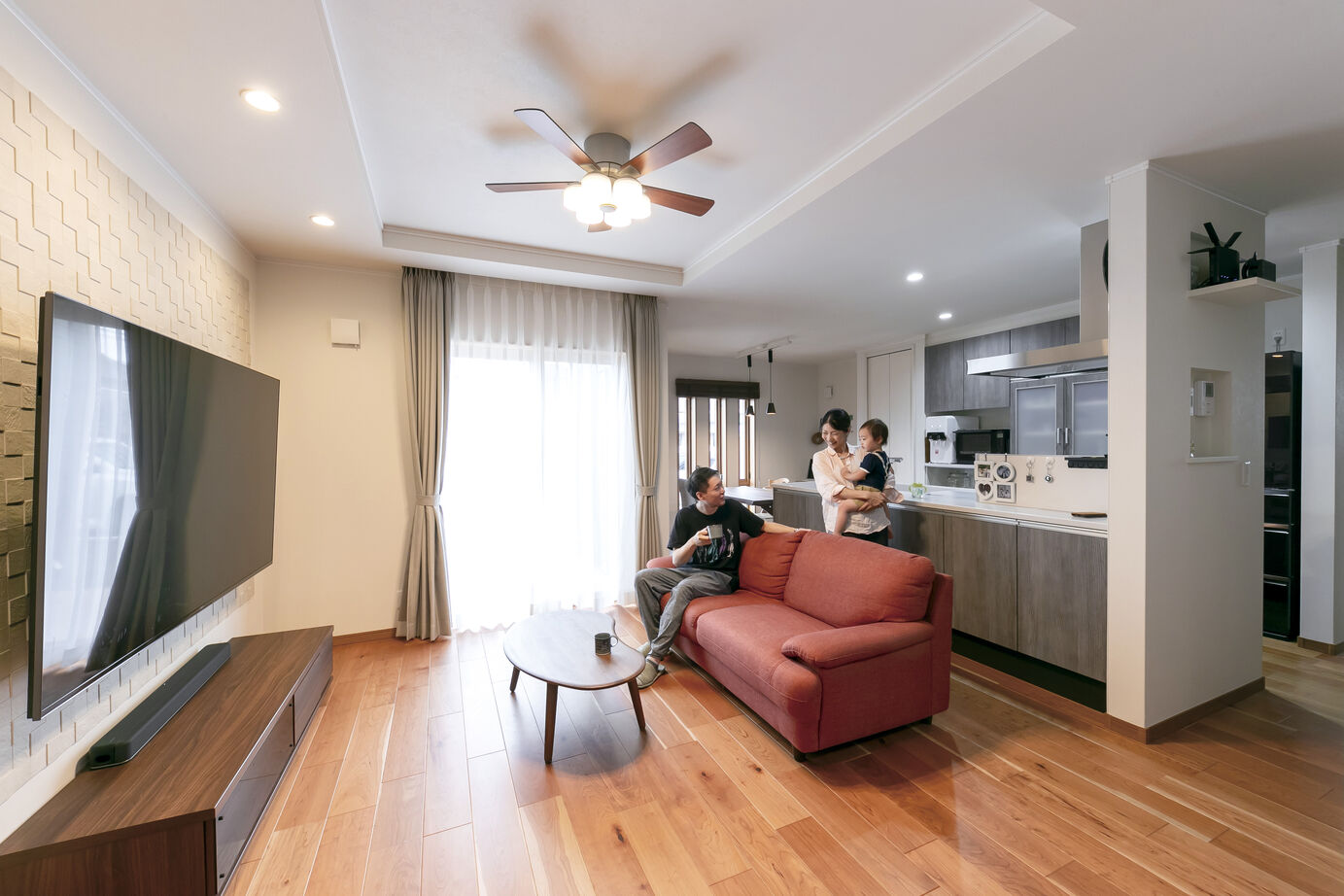 和奏建設〔わかなけんせつ〕 家事ラク動線を実現！省エネで快適な外張り断熱の家の建築実例画像3