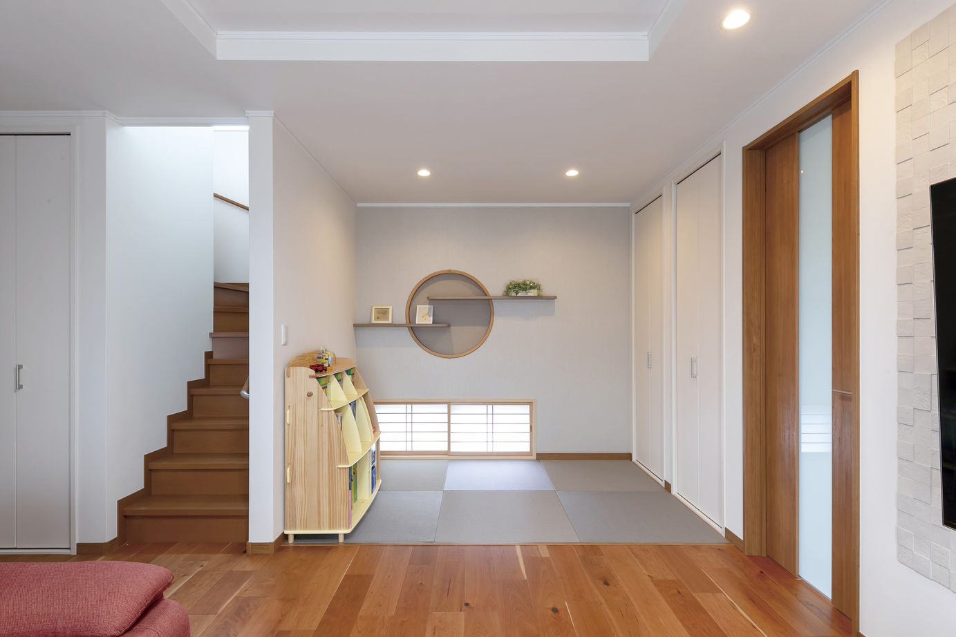 和奏建設〔わかなけんせつ〕 家事ラク動線を実現！省エネで快適な外張り断熱の家の建築実例画像5