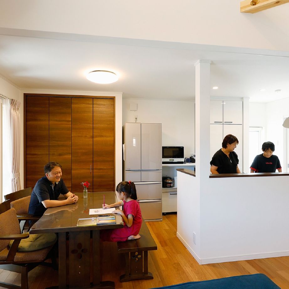 和奏建設〔わかなけんせつ〕 開放感と省エネを叶えた住宅性能。家族のつながりを感じられる平屋の建築実例画像4