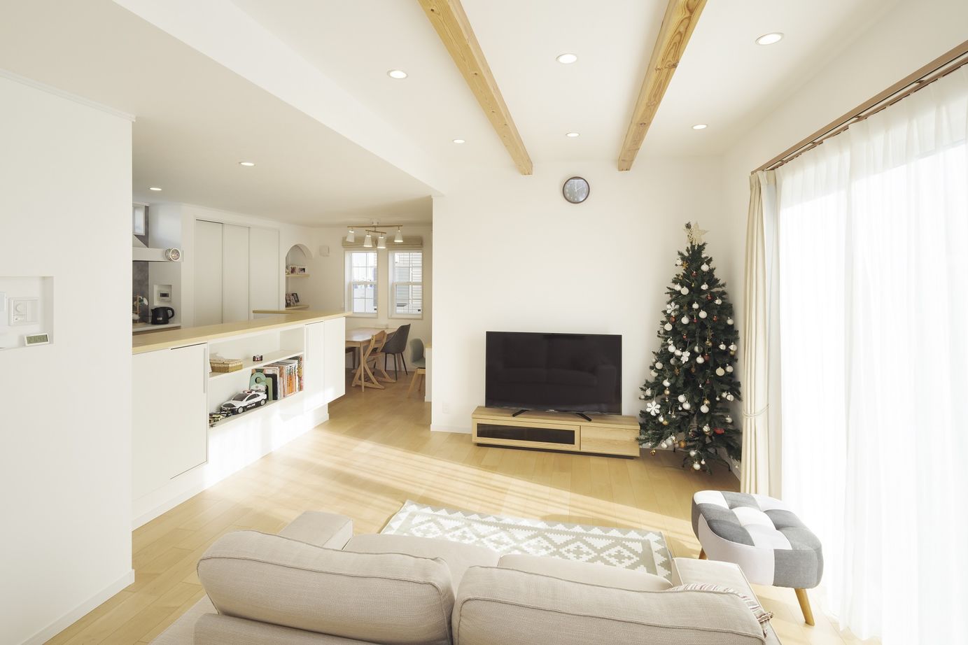 和奏建設〔わかなけんせつ〕 効率の良い空間設計で暮らしやすい。冬も暖かく暮らせる高断熱な家の建築実例画像2