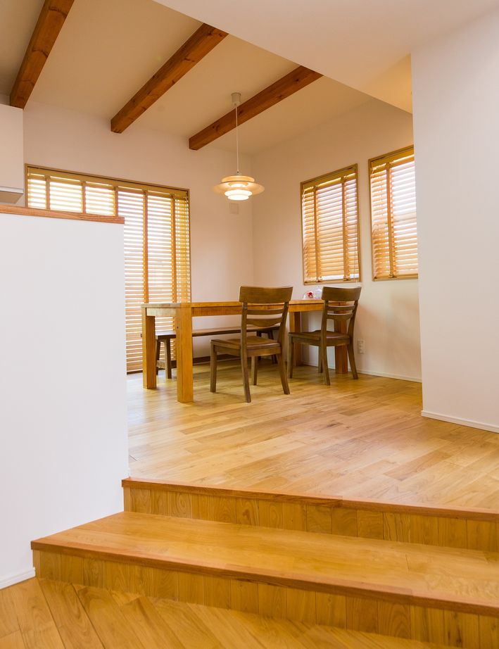 ファーストステージ　一級建築士事務所 【2500万円以下/書斎/吹き抜け】外観に表情、空間に光と風。暮らしをデザインした家の建築実例画像3