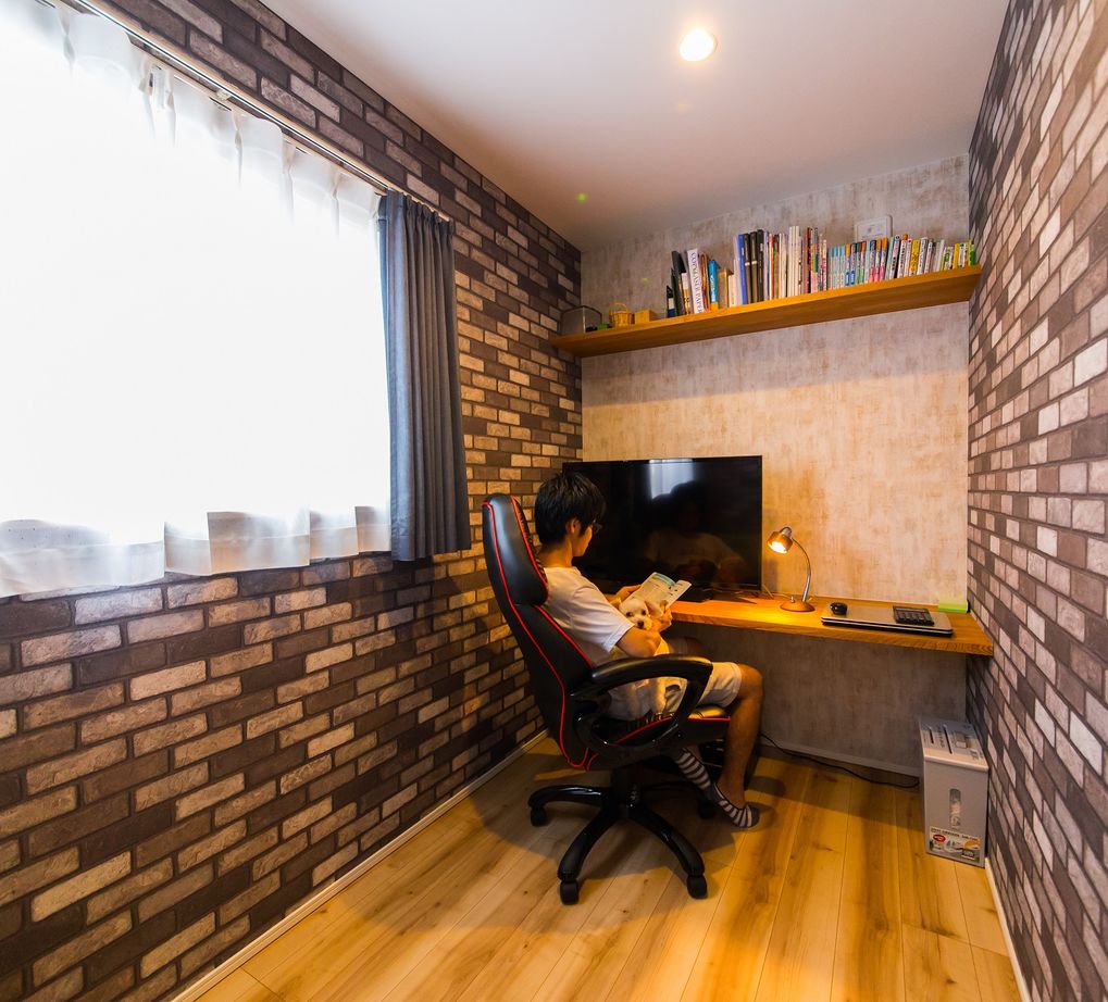 ファーストステージ　一級建築士事務所 【2500万円以下/書斎/吹き抜け】外観に表情、空間に光と風。暮らしをデザインした家の建築実例画像6