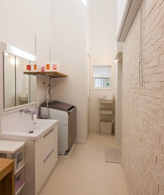 ファーストステージ　一級建築士事務所 【3000万円以下/平屋/デッキ/ヤシの木】士とつくる。リゾートライクな奥行きある平屋の建築実例画像6