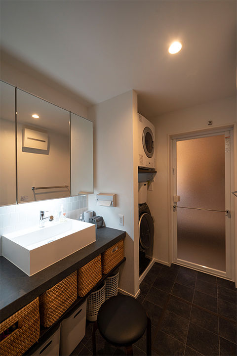 ファーストステージ　一級建築士事務所 【1600万台/敷地18坪/多層階/駐車場なし】半地下＆スキップフロアの家の建築実例画像5