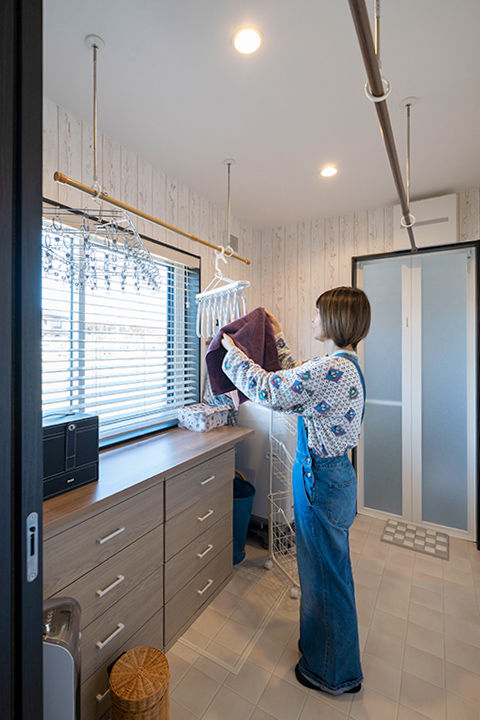 ファーストステージ　一級建築士事務所 【2000万円台/カバードポーチ/平屋/アメリカン】好きを詰め込み形にした理想の住まいの建築実例画像4