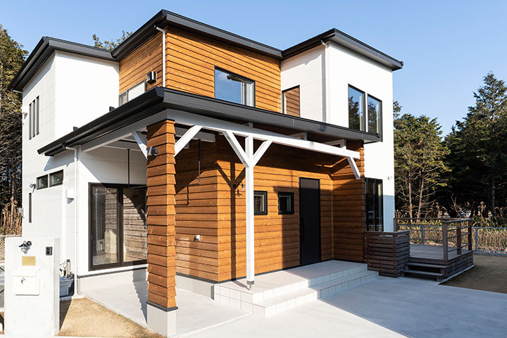 ファーストステージ　一級建築士事務所 【2500万以下/設計士と直接会話/理想を叶える/かっこいい】無垢材の表情を活かした家の建築実例画像1