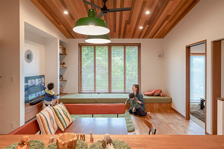 ファーストステージ　一級建築士事務所 【1900万台】外壁や室内に無垢材をふんだんに取り入れたナチュラルテイストの平屋の建築実例画像3