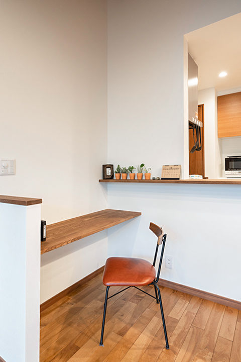 ファーストステージ　一級建築士事務所 【1900万台】外壁や室内に無垢材をふんだんに取り入れたナチュラルテイストの平屋の建築実例画像5