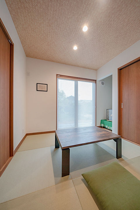 ファーストステージ　一級建築士事務所 【1900万台】外壁や室内に無垢材をふんだんに取り入れたナチュラルテイストの平屋の建築実例画像6