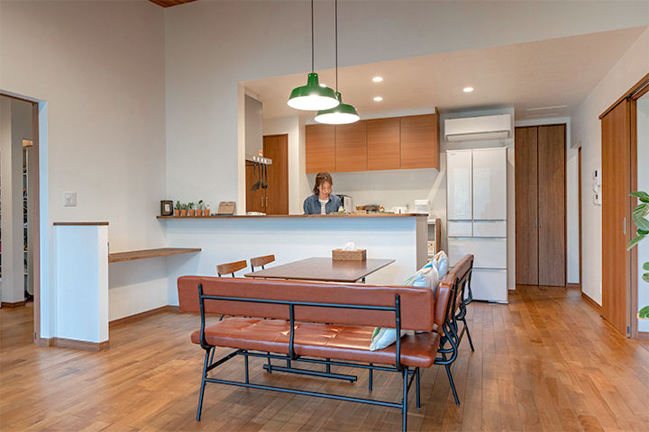 ファーストステージ　一級建築士事務所 【1900万台】外壁や室内に無垢材をふんだんに取り入れたナチュラルテイストの平屋の建築実例画像8