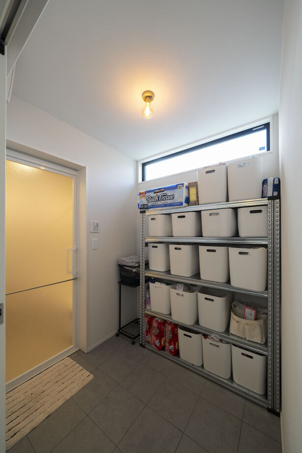 ファーストステージ　一級建築士事務所 土間とつながるリビングが心地よいL字型のおしゃれな平屋の建築実例画像7