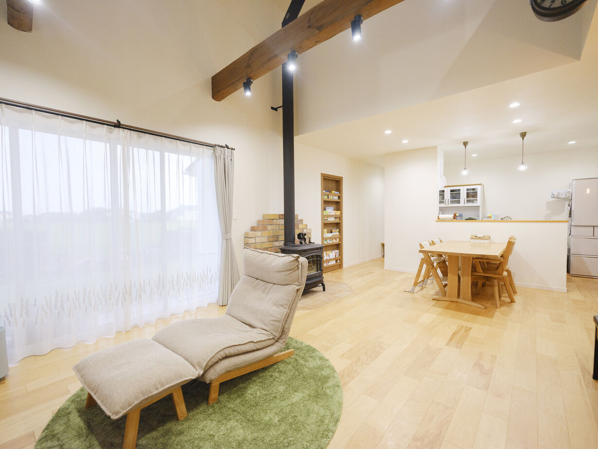 雑貨が似合う家ビスコッティハウス 【３LDK/35坪】隠し扉のある遊び心溢れる薪ストーブの家の建築実例画像3