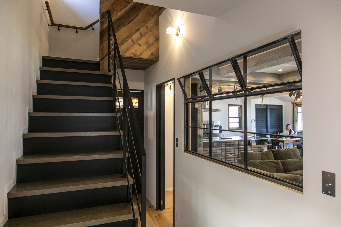 雑貨が似合う家ビスコッティハウス 【4LDK/42坪/家事ラク動線】ひとつひとつのデザインにこだわったインダストリアルの家の建築実例画像5