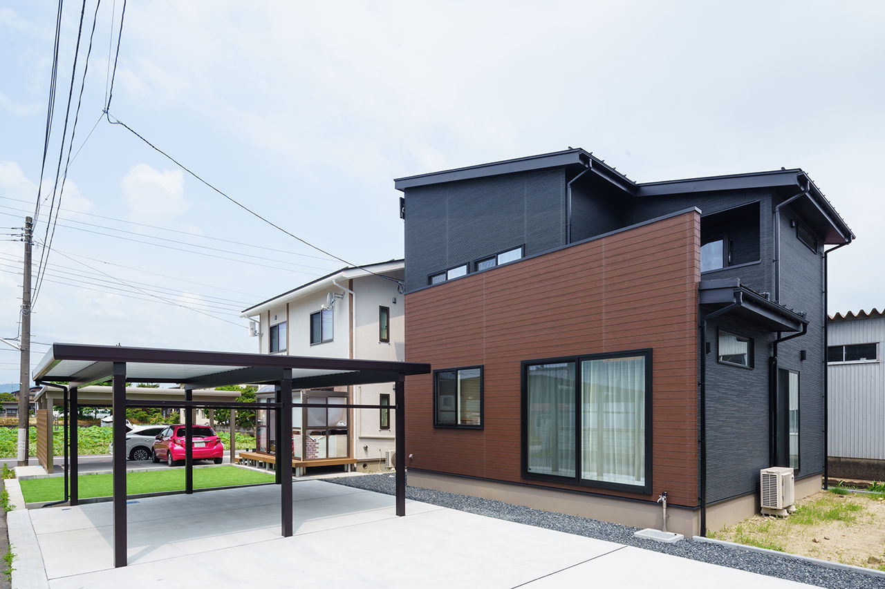 Yoshikawa architecture/吉川建築 【家事ラク動線｜ウッディテイスト｜適材適所の収納術｜造作家具】さまざまな工夫で子育ても楽しくの建築実例画像2