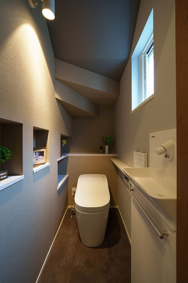 Yoshikawa architecture/吉川建築 【家事ラク動線｜ウッディテイスト｜適材適所の収納術｜造作家具】さまざまな工夫で子育ても楽しくの建築実例画像9