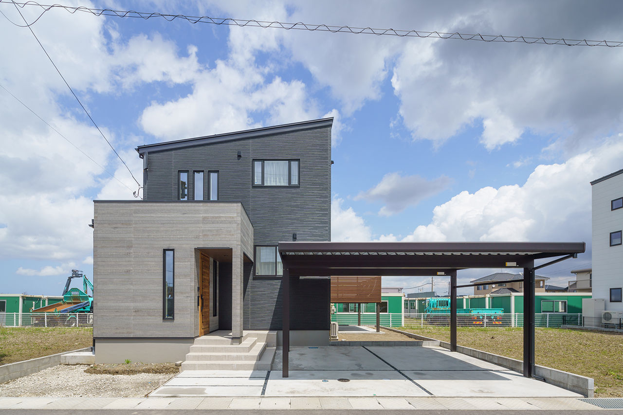 Yoshikawa architecture/吉川建築 【こだわりキッチン｜スキップフロア｜スピーカー機能搭載ダウンライト】キッチンを主役に考えた家の建築実例画像4