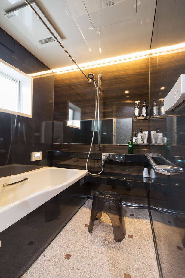 Yoshikawa architecture/吉川建築 【2000万円台/アイランドキッチン/ドレッシングルーム】開放感のあるクールホワイトの家の建築実例画像8