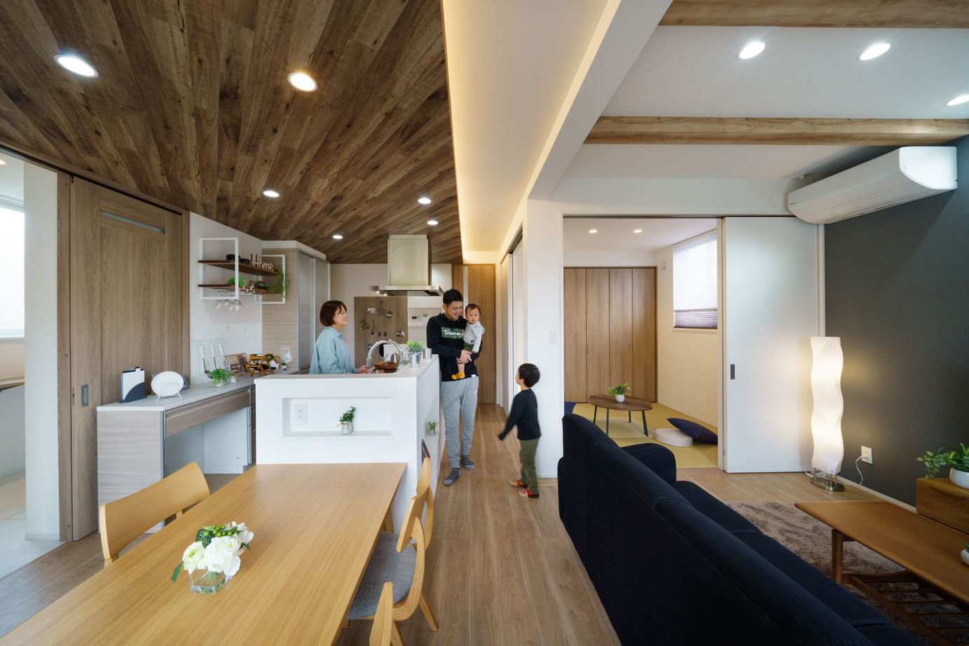 Yoshikawa architecture/吉川建築 【2000万円台/回遊動線◎/収納充実】暮らしやすさにこだわった明るい家の建築実例画像3