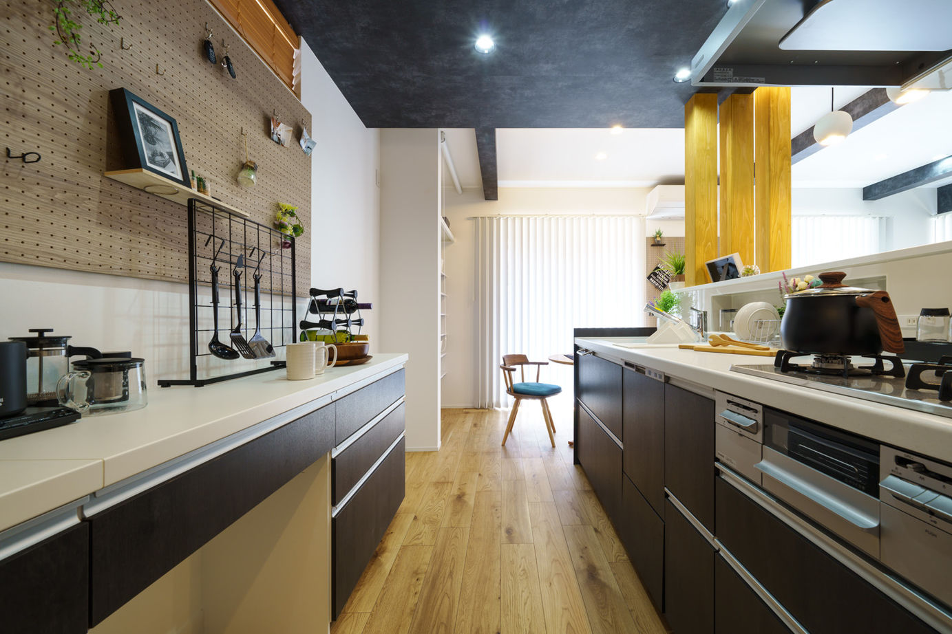 Yoshikawa architecture/吉川建築 【2000万円/土間/収納充実】土間リビングのある家の建築実例画像3