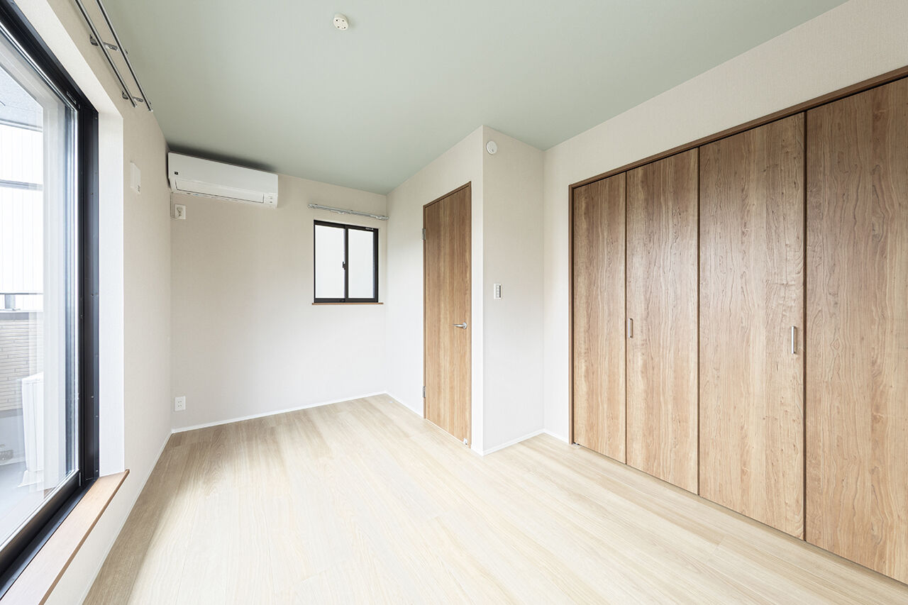 ヤマノ【埼玉県】 【2000万円台／狭小／３階建て／間取図】安心・快適な暮らしを叶える狭小地3階建ての住まいの建築実例画像5